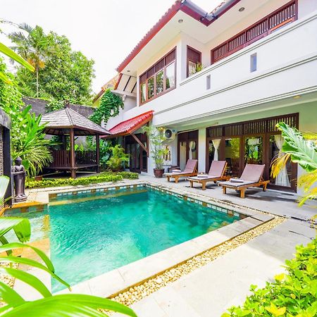 Villa Mica - Kuta - 5 Bedrooms - 5 Bathrooms - Great Location Exteriör bild