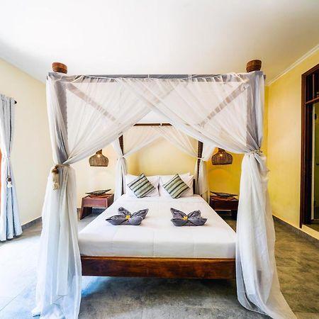 Villa Mica - Kuta - 5 Bedrooms - 5 Bathrooms - Great Location Exteriör bild