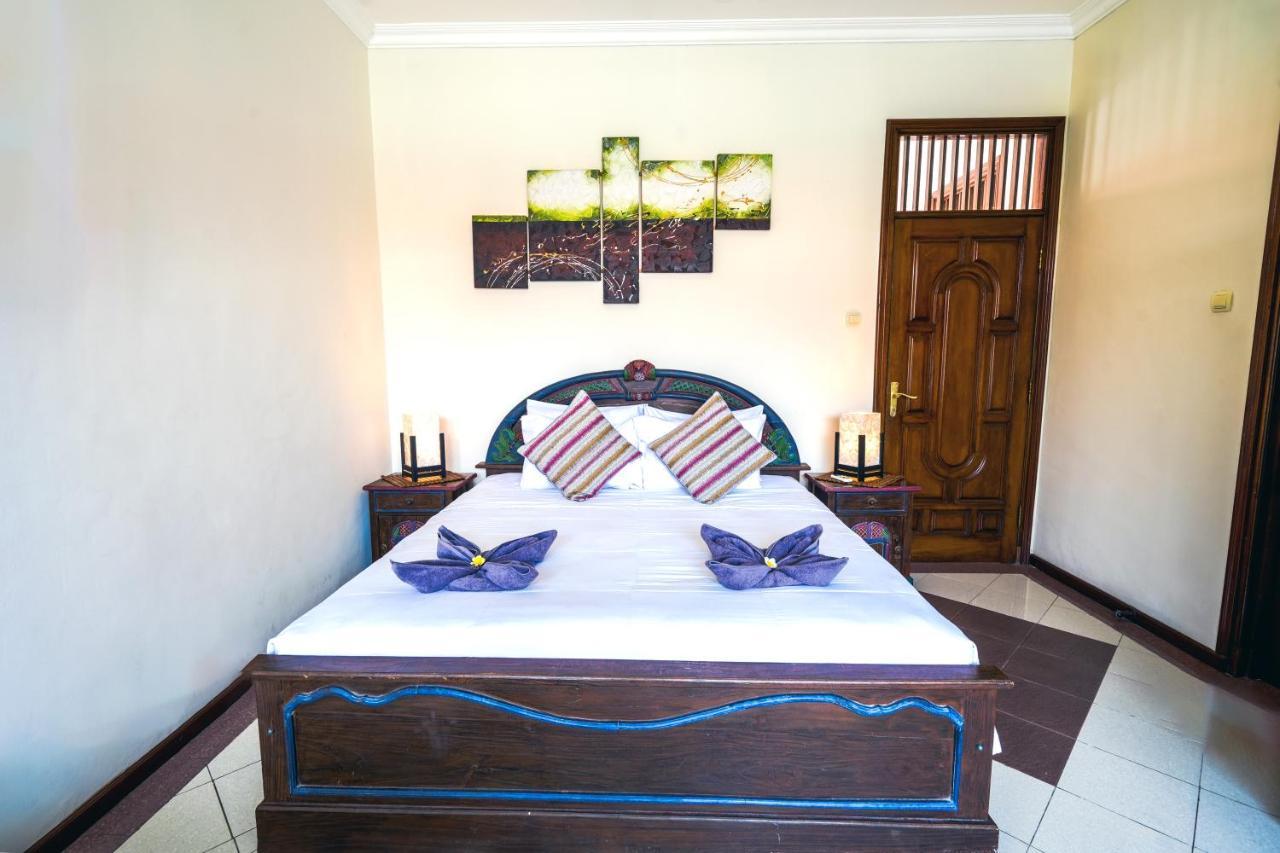 Villa Mica - Kuta - 5 Bedrooms - 5 Bathrooms - Great Location Exteriör bild